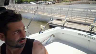 [laughter] - Deadliest Catch: Bloodline