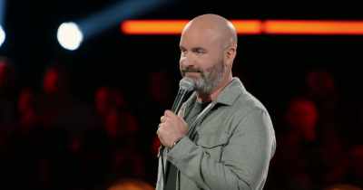[laughter] - Tom Segura: Sledgehammer