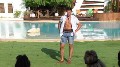 (LAUGHTER) - Love Island