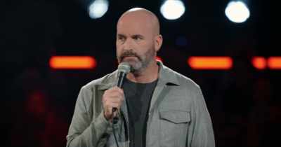 [laughter] - Tom Segura: Sledgehammer