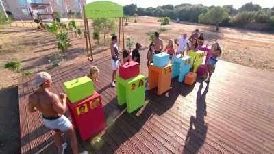 (LAUGHTER) - Love Island