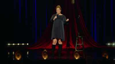 [laughter] - Amy Schumer: Growing