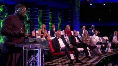 [ Laughter ] - Comedy Central Roast of Bruce Willis