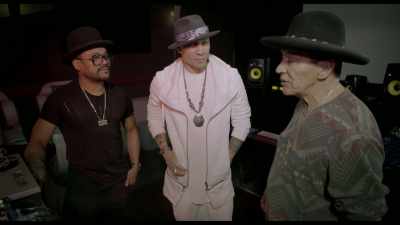 [laughter] - Rumble: The Indians Who Rocked the World