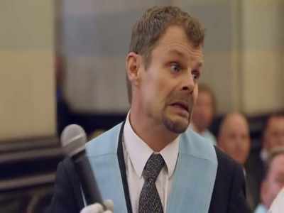 [laughter] - Inside the Freemasons
