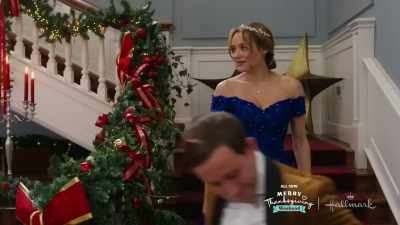 [laughter] - A Royal Corgi Christmas
