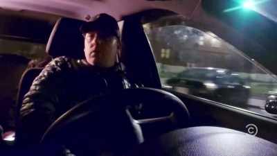 [laughter] - Jeff Ross Roasts Cops