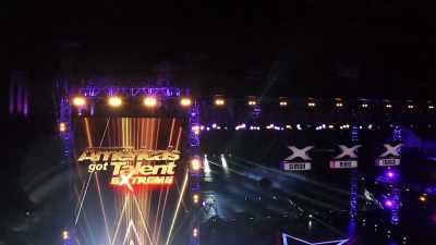 [laughter] - America's Got Talent: Extreme
