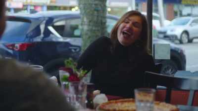 [laughter] - Good One: A Show About Jokes