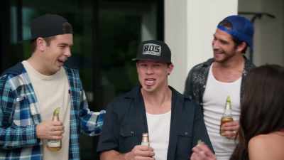 (laughter) - The Real Bros of Simi Valley: The Movie