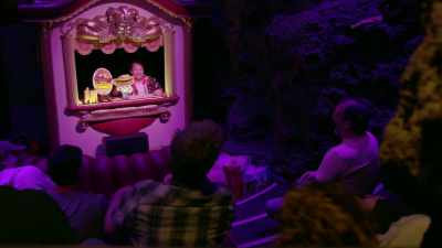 [laughter] - ¡Casa Bonita Mi Amor!