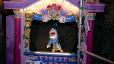 [laughter] - ¡Casa Bonita Mi Amor!