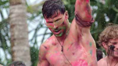 [ LAUGHTER ]
>> THAT WAS VERY IMPRESSIVE. - Love Island
