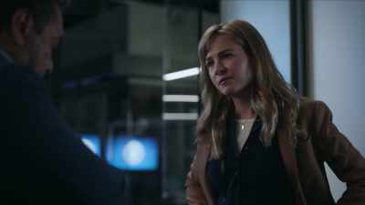 Laura, forming a unit
like this - The Rookie: Feds
