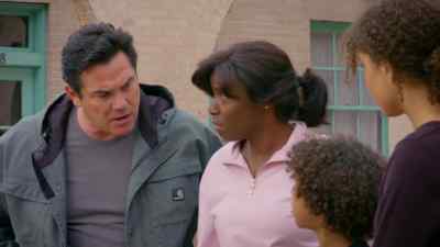 Laura and Michael, they wrote
love letters to each other. - Letters at Christmas