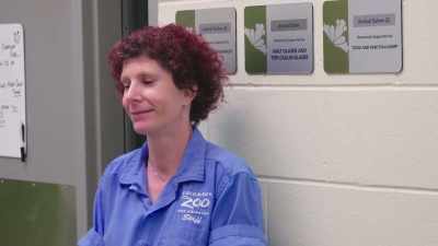 Laura: Once she gets darted - Secrets of the Zoo