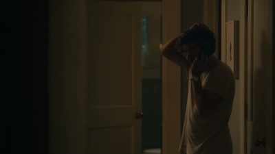 (LAURA SPEAKING INDISTINCTLY) - Scenes from a Marriage