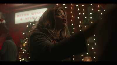 Lauren, can you get a round,
tell him to put it on my tab? - Big Mood