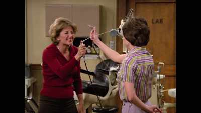 Laverne and Shirley
aren't particular scholars, - The Happy Days of Garry Marshall
