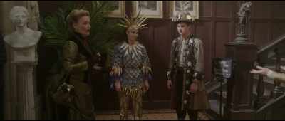 - Lavinia, you made it.
- And not a moment too soon. - Theodosia
