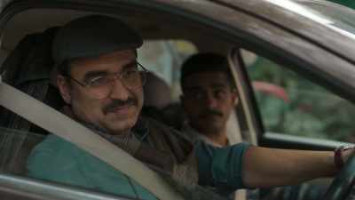 Lawyer sahab,
don't take on Bambi ji's case. - Murder Mubarak