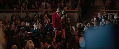 Layla and Teddy,
come join us on stage for this song. - Meet Me Next Christmas