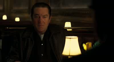 لديك صديق جيد هنا. - The Irishman
