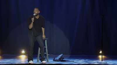 Le ținem în cuști
pentru urgențe speciale ca asta. - Marlon Wayans: God Loves Me