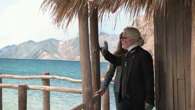 Le jour précédant la mort de Karl, il a dit : - The Mysterious Mr. Lagerfeld