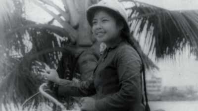
LE MINH KHUE:
 - The Vietnam War