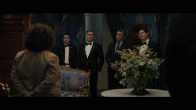 Le rindo cuentas a un hombre - The Residence