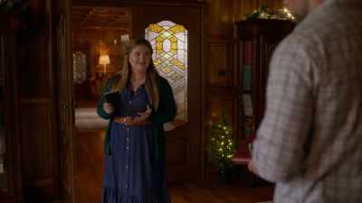 Leah, it's not him. - Joyeux Noel