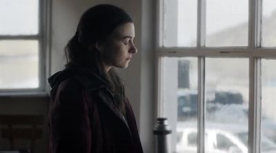 Leanne, did you notice Robbie
leaving the passenger lounge? - Shetland