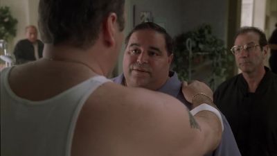 - Least she didn't suffer.
- Ralphie, I need to talk to you. - The Sopranos