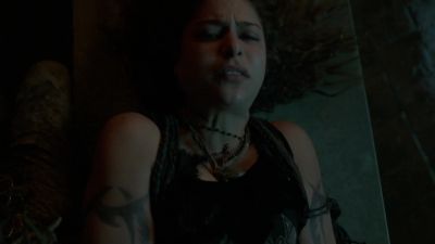 Leave her alone! - The 100