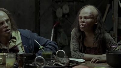 Leave her alone! - Wrong Turn 2: Dead End