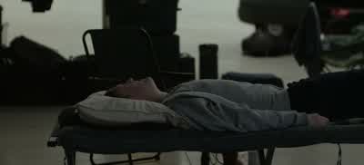 Leave him here. - Steal