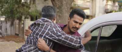 - Leave me!
- No! Please don't go - Ratsasan