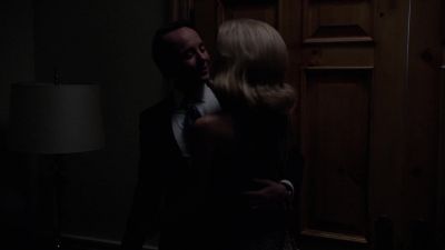Leave the lights off. - Mad Men