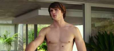 (LEE CHUCKLES) - The Kissing Booth