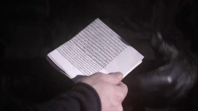 Lee, I need you to get this to CTU.
It needs to get decoded immediately. - 24