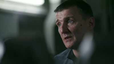 - [Lee] What I've found
when I've been using drugs - Liverpool Narcos