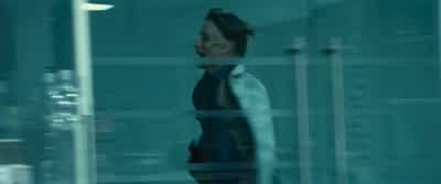 Left, left, left! - World War Z
