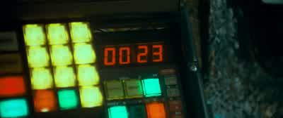 Left, left. - Independence Day