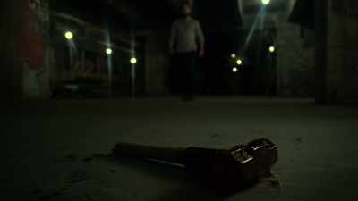 ♪ Left, right
Hell broke luce ♪ - Marvel's The Punisher