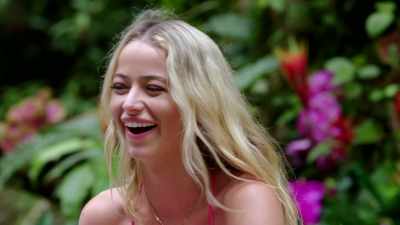 LEGIT JUST ATE A MOSQUITO. - Love Island