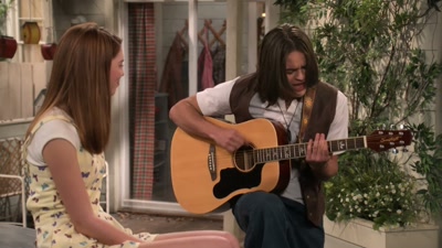 ♪ Leia, I think about you
All night and day-a ♪ - That '90s Show