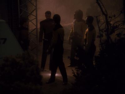 Leijten, Geordi, check the shuttle. - Star Trek: The Next Generation