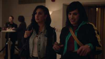 [Leila] Yes, that would be
a safe assumption. - The Bisexual