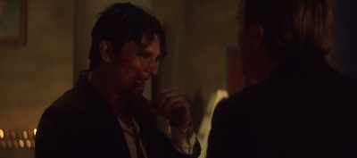 - Leo, he's dead.
- Oh, my boy. My boy. - The Birthday Cake